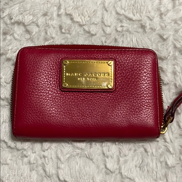 COPY - Marc Jacobs Wristlet - Picture 1 of 2